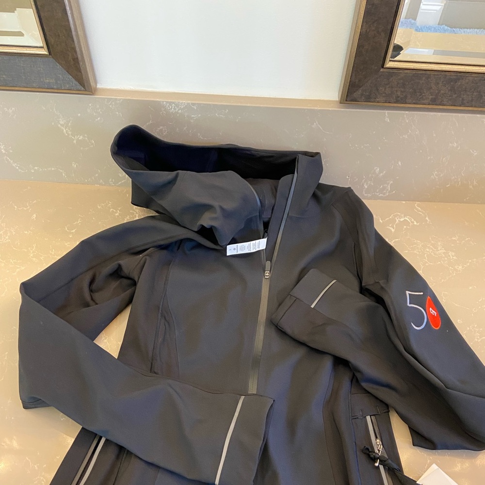 Lululemon Cross Hill Jacket